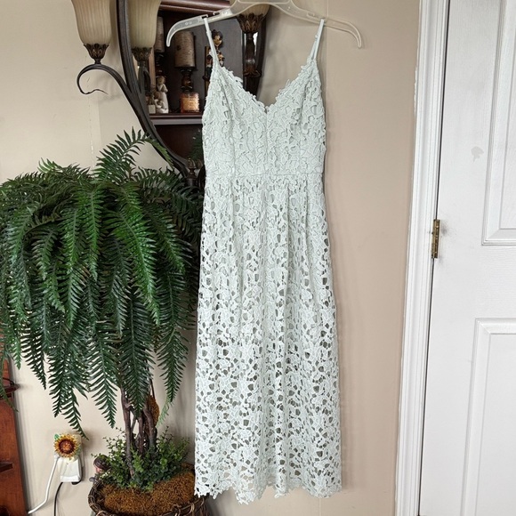 ASTR THE LABEL Lace A Line Midi Dress in Mint Green Eyelet Spaghetti Strap - Picture 2 of 14